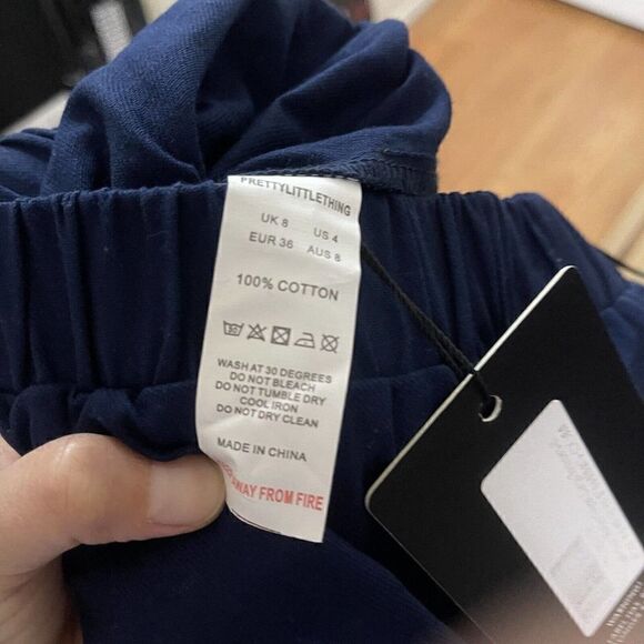 NEW! Pretty Little Thing blue pull on cargo jogger pants size US 4 - Picture 2 of 6
